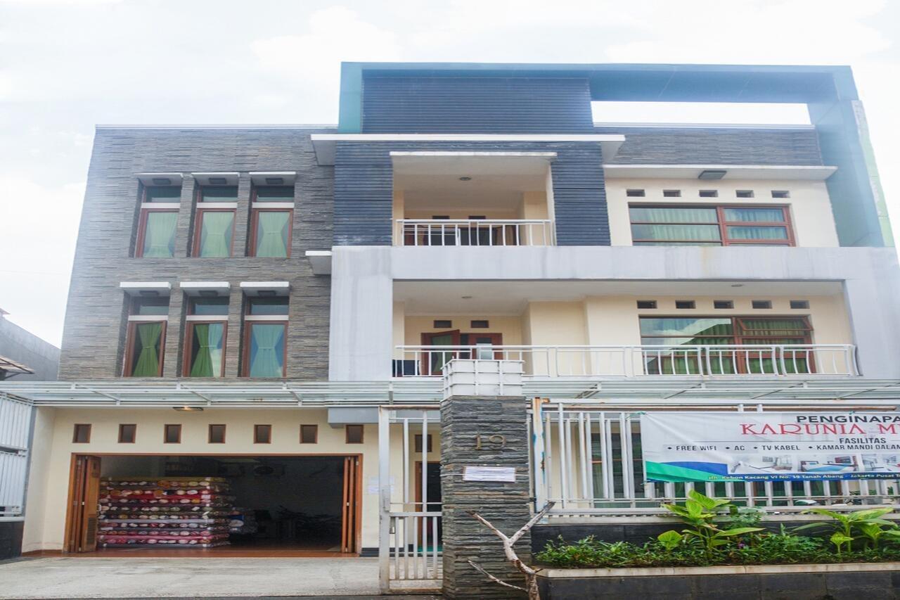 Oyo 3894 Karunia Muslim Syariah Hotel Jacarta Exterior foto