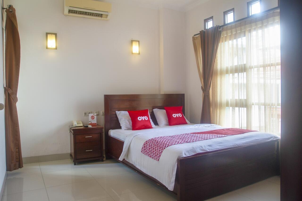 Oyo 3894 Karunia Muslim Syariah Hotel Jacarta Exterior foto