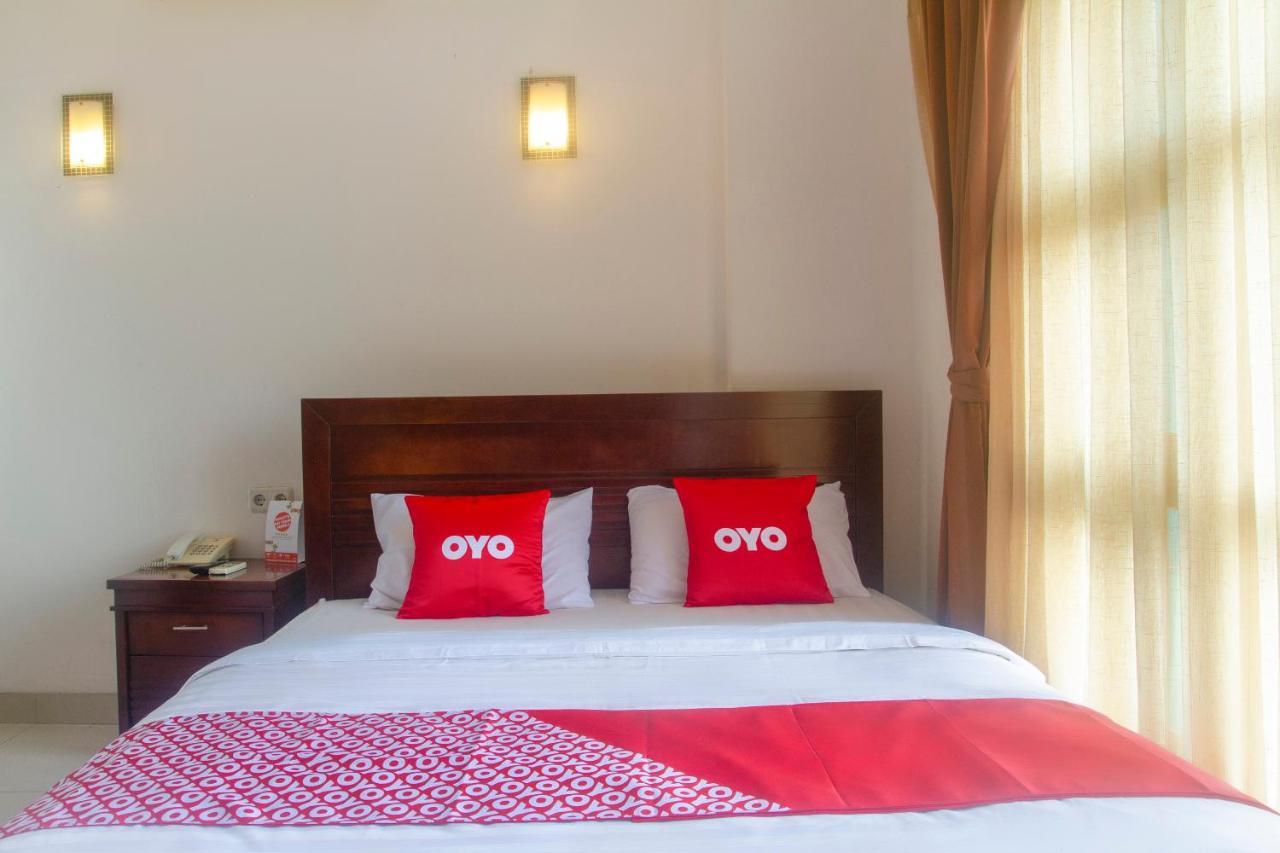 Oyo 3894 Karunia Muslim Syariah Hotel Jacarta Exterior foto