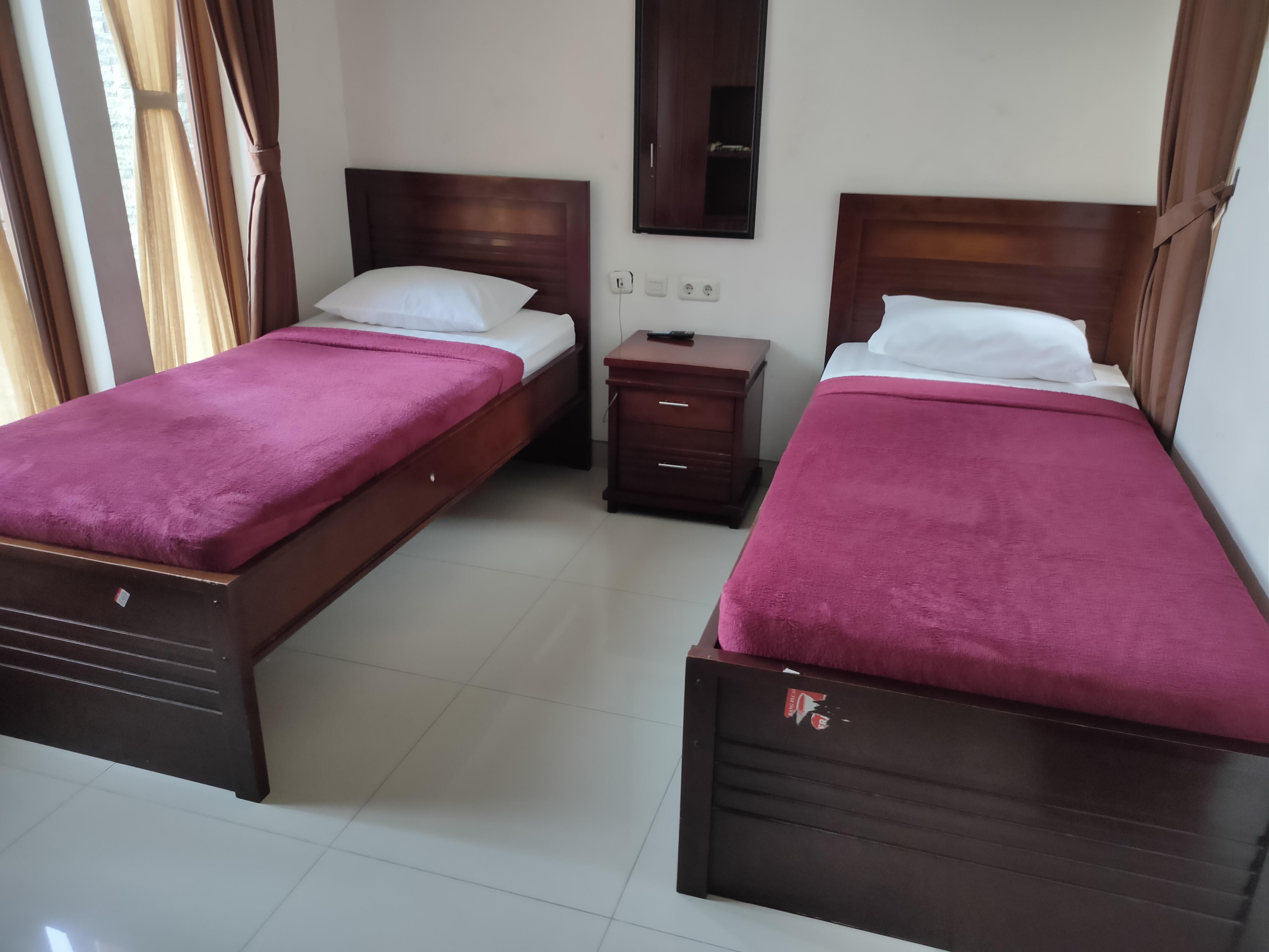 Oyo 3894 Karunia Muslim Syariah Hotel Jacarta Exterior foto