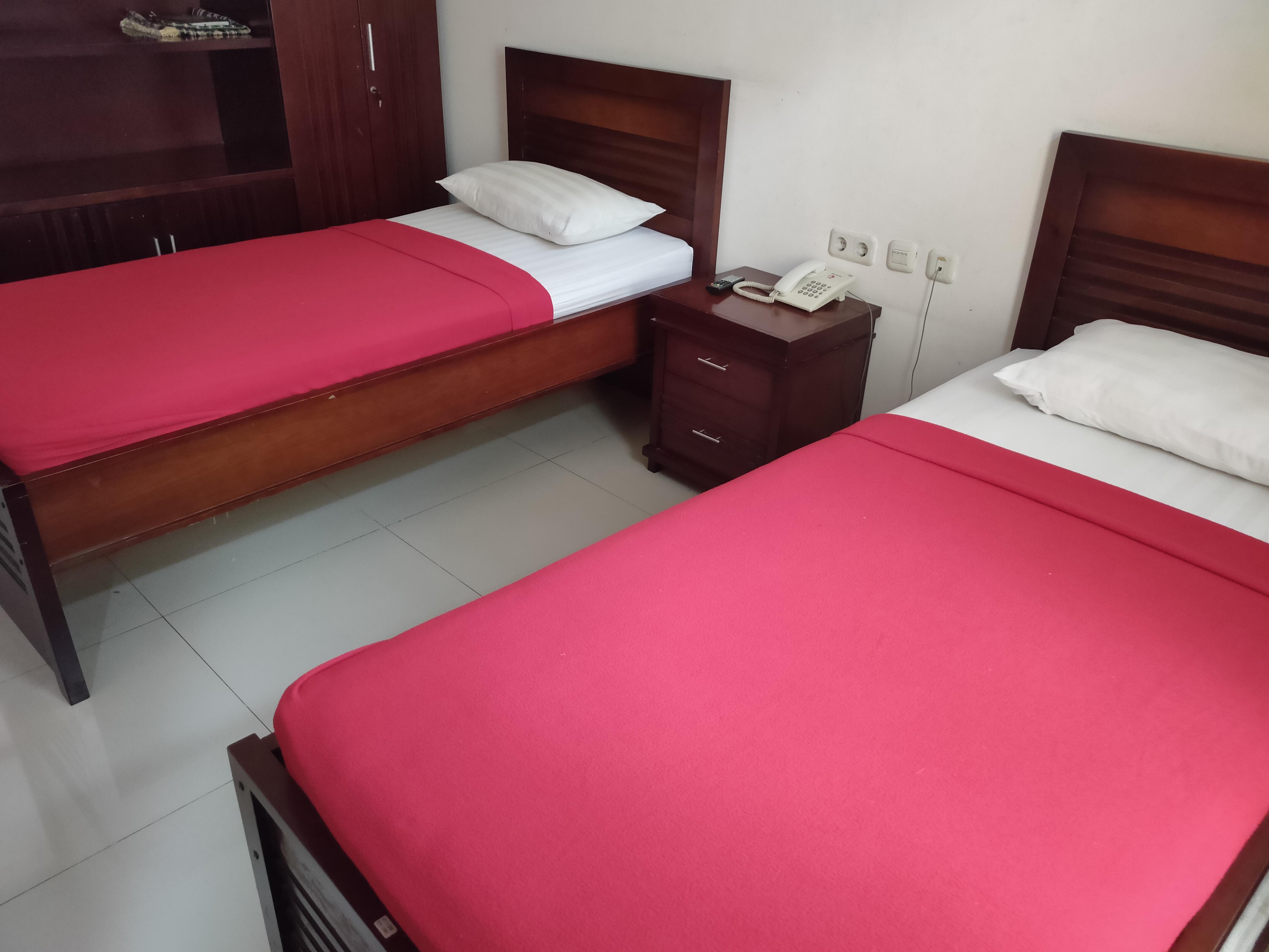Oyo 3894 Karunia Muslim Syariah Hotel Jacarta Exterior foto